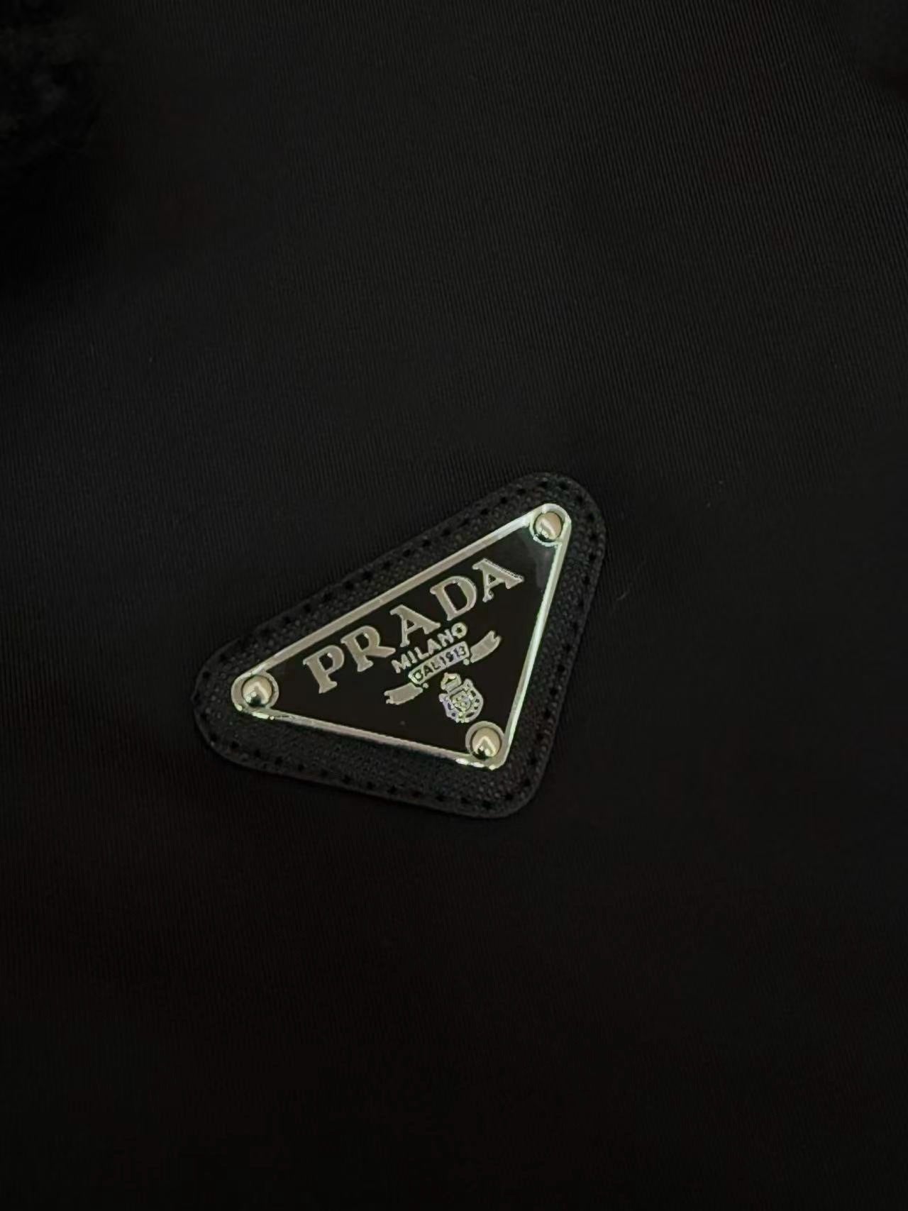 PRADA
Detachable-Collar Brand-Patch Regular-Fit Cotton-Blend Bomber Jacket