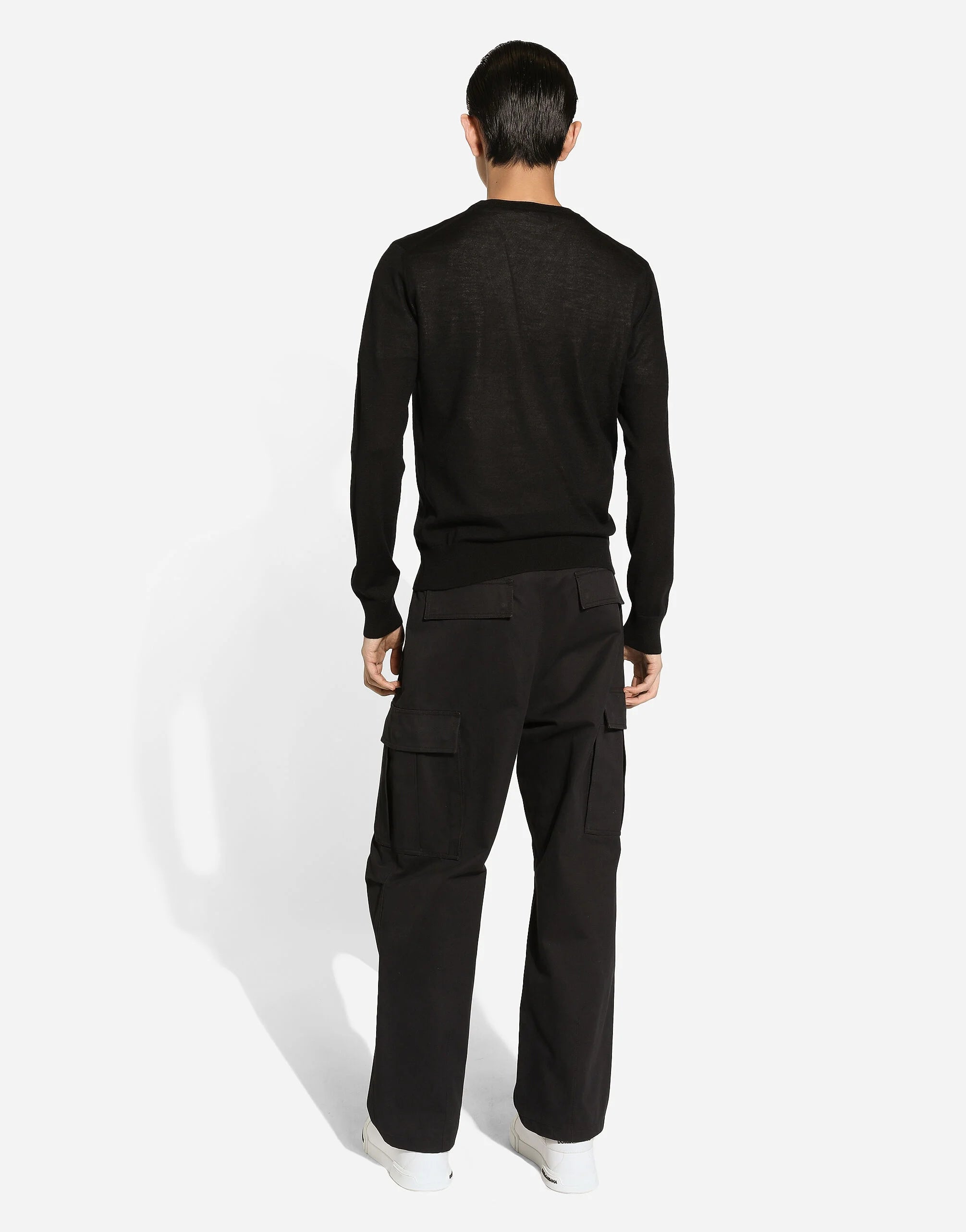 Dolce & Gabbana
Cashmere round-neck sweater with DG embroidery