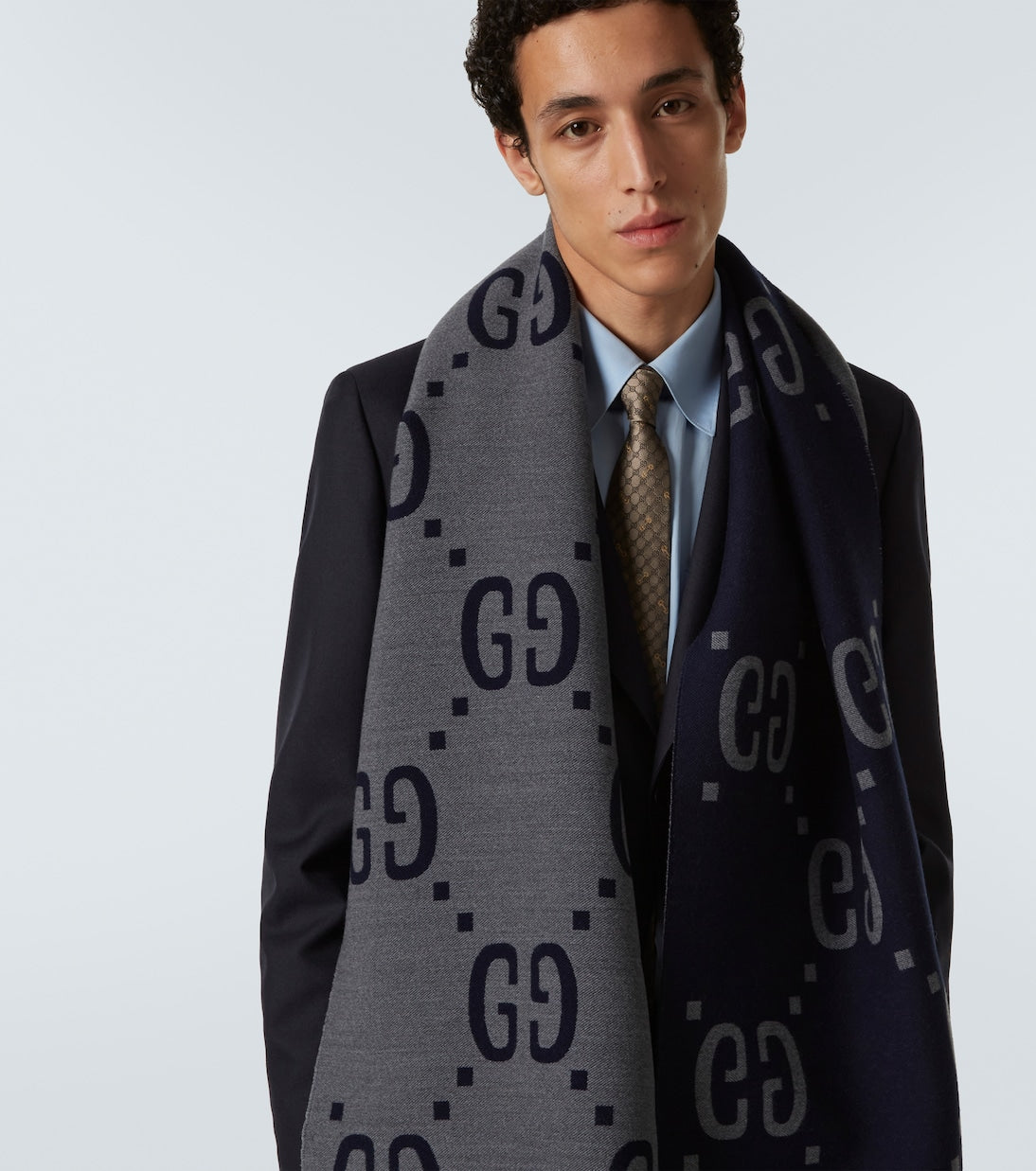 Gucci
GG jacquard wool-silk scarf